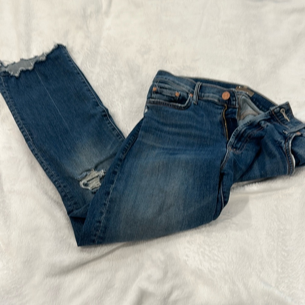 Mother size 28 (The Insider Crop Step Chew)